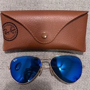 RayBan Aviator Large Matte Gold Blue Flash Mirror Lens
